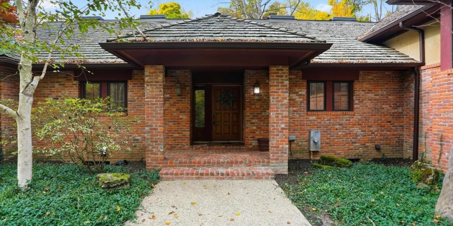 3801 N Bittersweet Drive, Bloomington, Indiana 47408,MLS,202543955