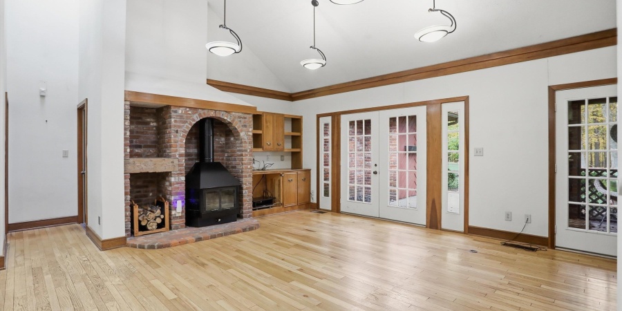 3801 N Bittersweet Drive, Bloomington, Indiana 47408,MLS,202543955