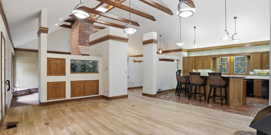 3801 N Bittersweet Drive, Bloomington, Indiana 47408,MLS,202543955