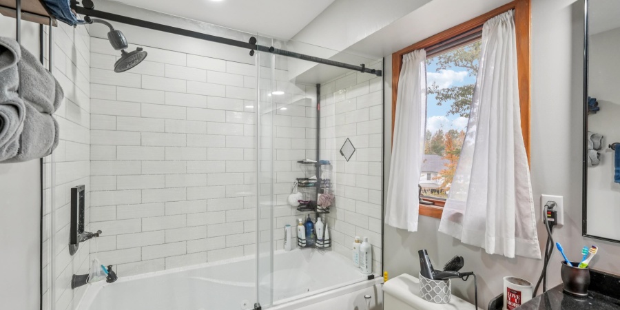 1623 N Limestone Drive, Ellettsville, Indiana 47429-9314,MLS,202543998