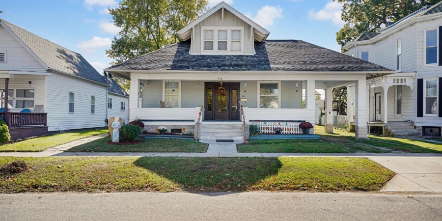 622 W Grissom Avenue, Mitchell, Indiana 47446,MLS,202544004