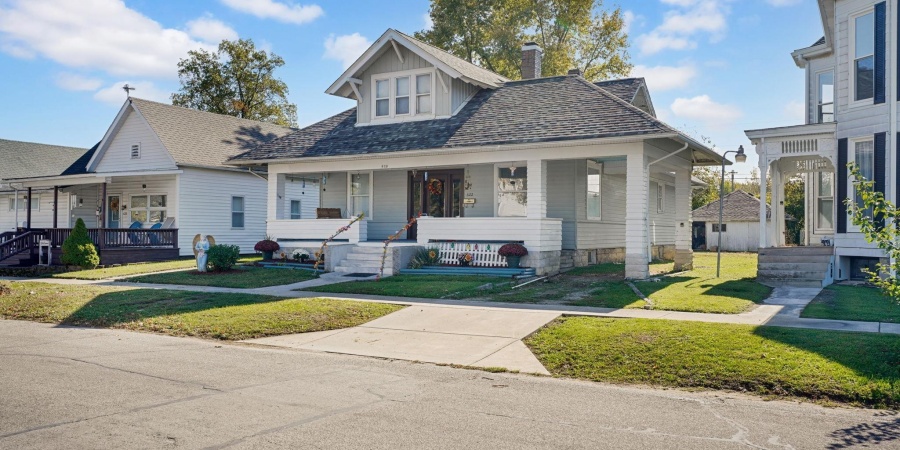 622 W Grissom Avenue, Mitchell, Indiana 47446,MLS,202544004