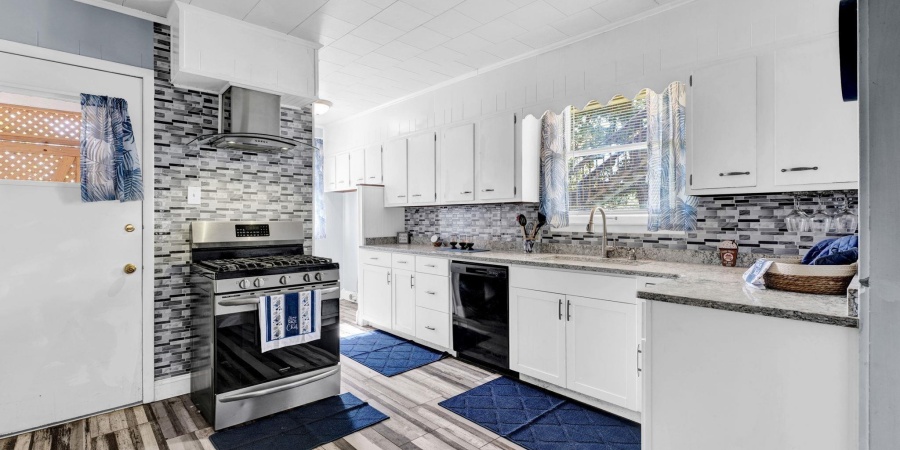 622 W Grissom Avenue, Mitchell, Indiana 47446,MLS,202544004