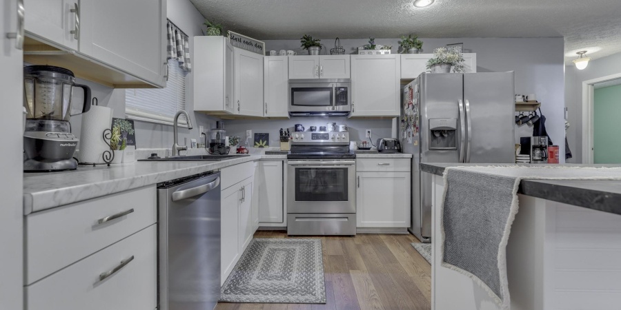 596 Briarwood Lane, Bedford, Indiana 47421,MLS,202544013