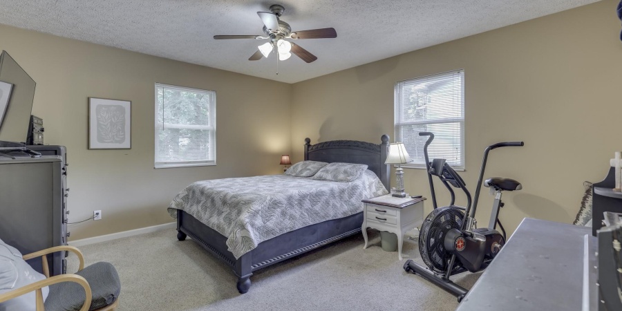 596 Briarwood Lane, Bedford, Indiana 47421,MLS,202544013