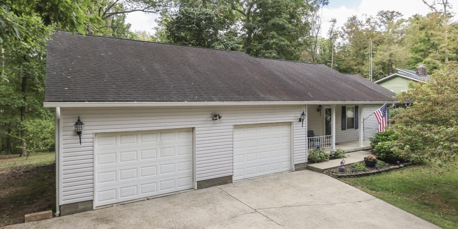 596 Briarwood Lane, Bedford, Indiana 47421,MLS,202544013