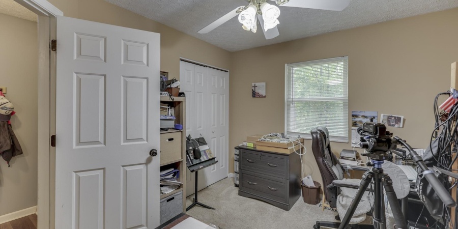 596 Briarwood Lane, Bedford, Indiana 47421,MLS,202544013