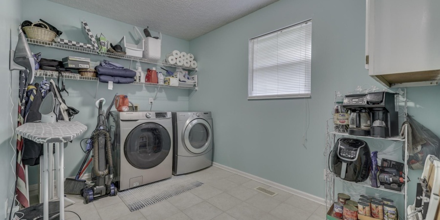 596 Briarwood Lane, Bedford, Indiana 47421,MLS,202544013