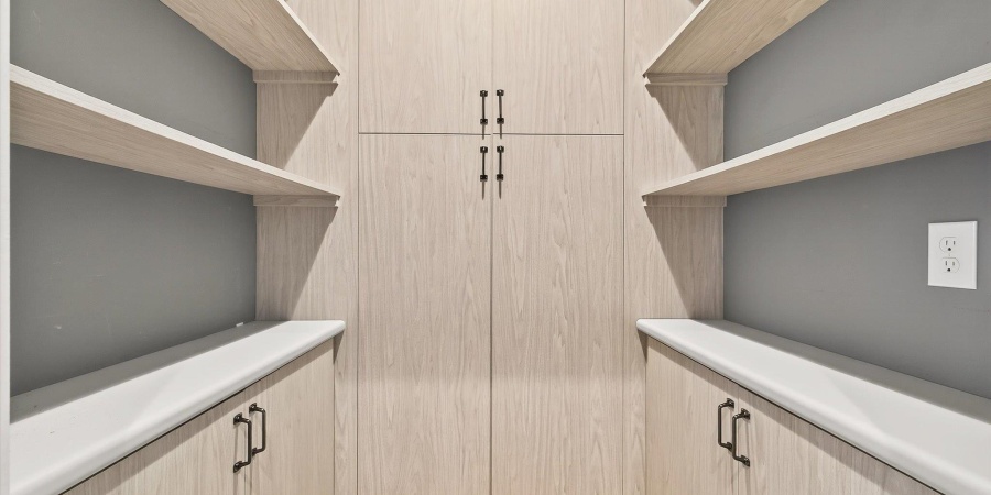 943 E Nicholas Lane, Ellettsville, Indiana 47429-8200,MLS,202544018