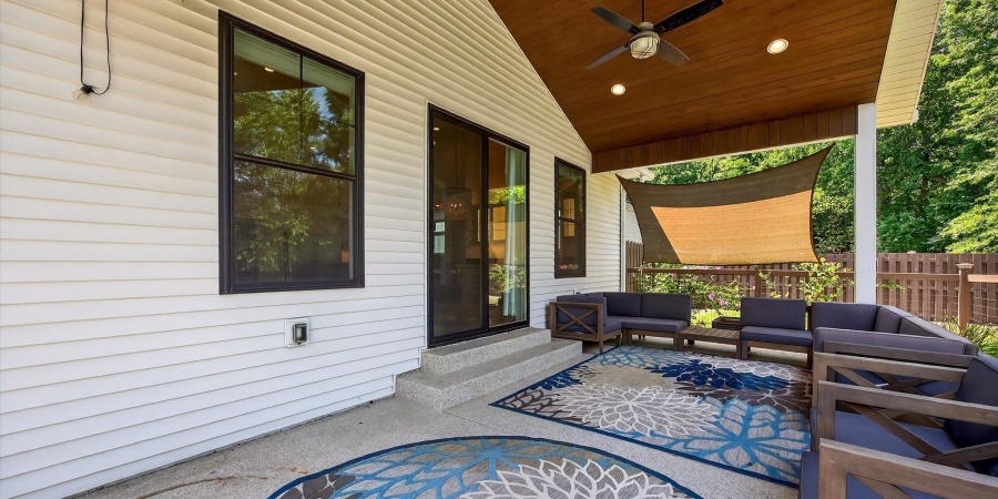 943 E Nicholas Lane, Ellettsville, Indiana 47429-8200,MLS,202544018