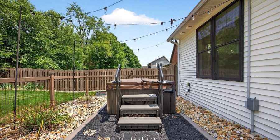 943 E Nicholas Lane, Ellettsville, Indiana 47429-8200,MLS,202544018