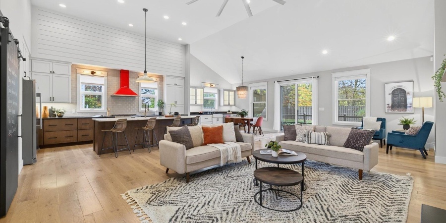 943 E Nicholas Lane, Ellettsville, Indiana 47429-8200,MLS,202544018