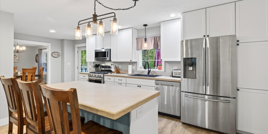 2415 W Amherst Road, Bloomington, Indiana 47404-9000,MLS,202544028