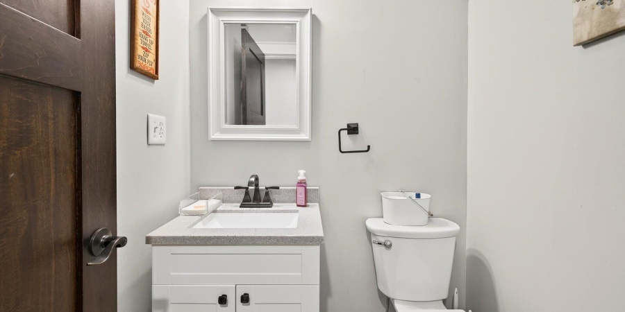 2415 W Amherst Road, Bloomington, Indiana 47404-9000,MLS,202544028