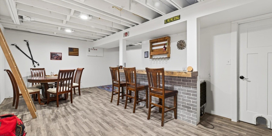 2415 W Amherst Road, Bloomington, Indiana 47404-9000,MLS,202544028