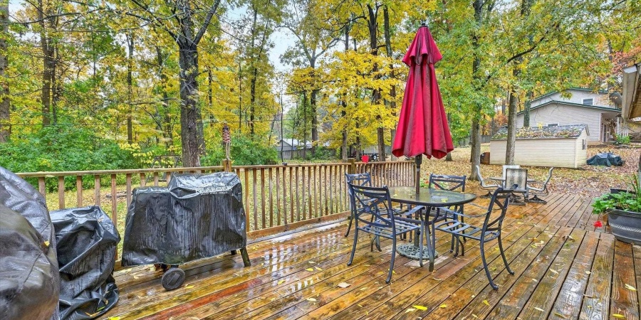 2415 W Amherst Road, Bloomington, Indiana 47404-9000,MLS,202544028