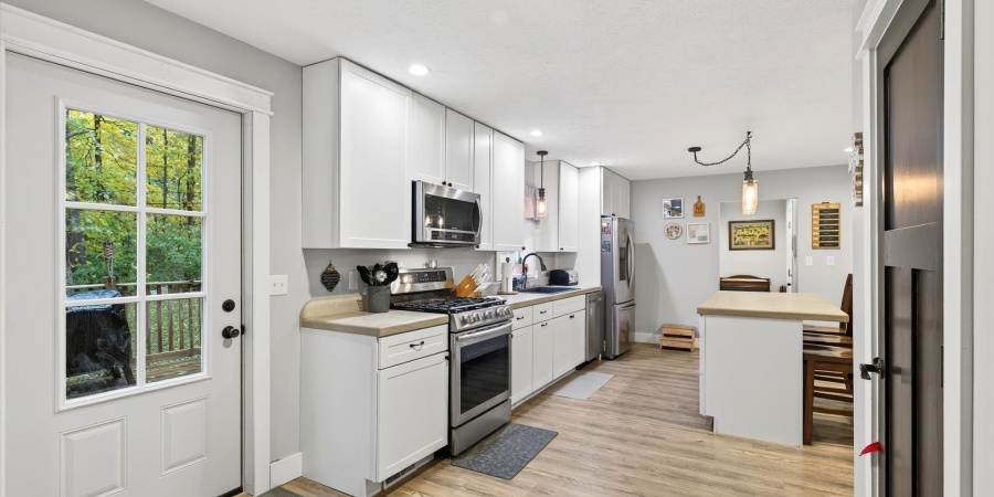 2415 W Amherst Road, Bloomington, Indiana 47404-9000,MLS,202544028