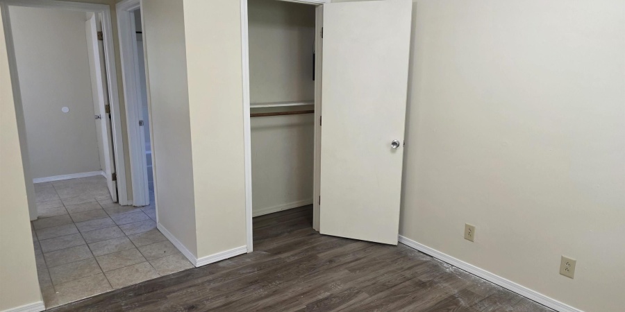 2301 E 5th Street, Bloomington, Indiana 47408-4170,MLS,202502507