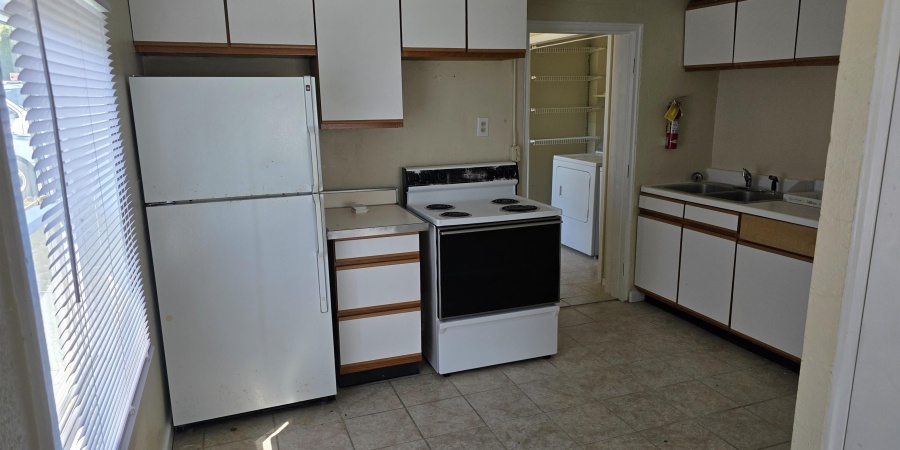 2301 E 5th Street, Bloomington, Indiana 47408-4170,MLS,202502507