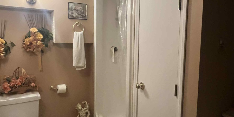 2462 Dixie Highway, Bedford, Indiana 47421,MLS,202544053