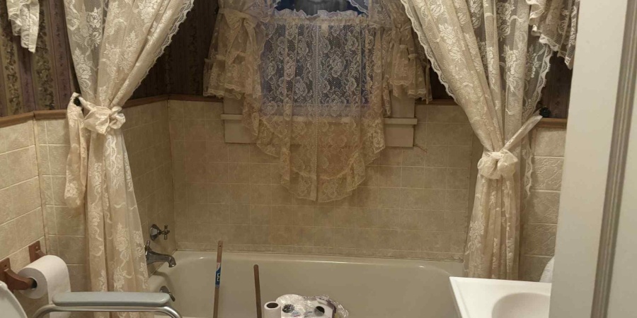 2462 Dixie Highway, Bedford, Indiana 47421,MLS,202544053