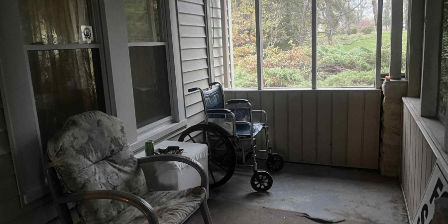 2462 Dixie Highway, Bedford, Indiana 47421,MLS,202544053