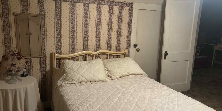 2462 Dixie Highway, Bedford, Indiana 47421,MLS,202544053