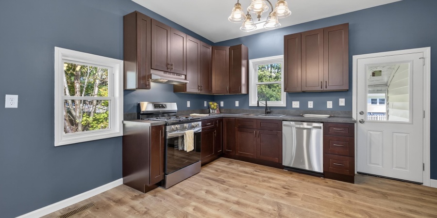 220 S 2nd Street, Ellettsville, Indiana 47429,MLS,202544107