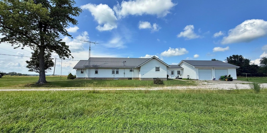 4499 S State Road 59, Linton, Indiana 47441,MLS,202544168