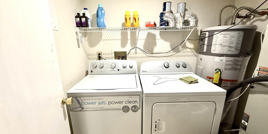 102 Elderbury Court, Mooresville, Indiana 46158-2056,MLS,202544220