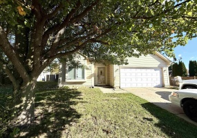 102 Elderbury Court, Mooresville, Indiana 46158-2056,MLS,202544220