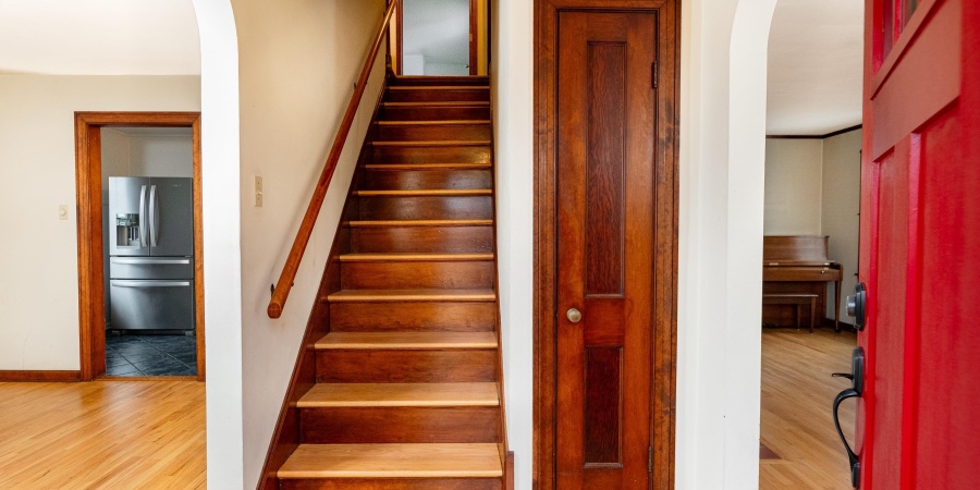 1420 E Maxwell Lane, Bloomington, Indiana 47401,MLS,202504593