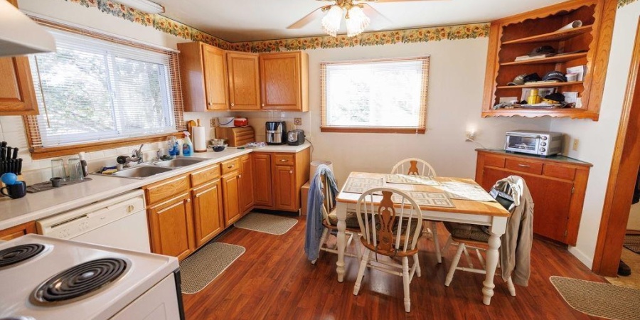 15 N Central Avenue, Spencer, Indiana 47460,MLS,202544368