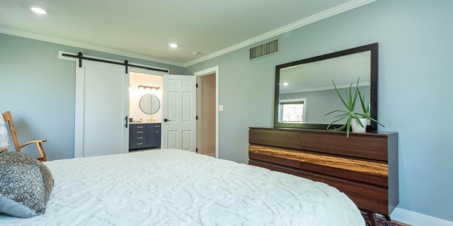 621 S Pleasant Ridge Drive, Bloomington, Indiana 47401,MLS,202544379