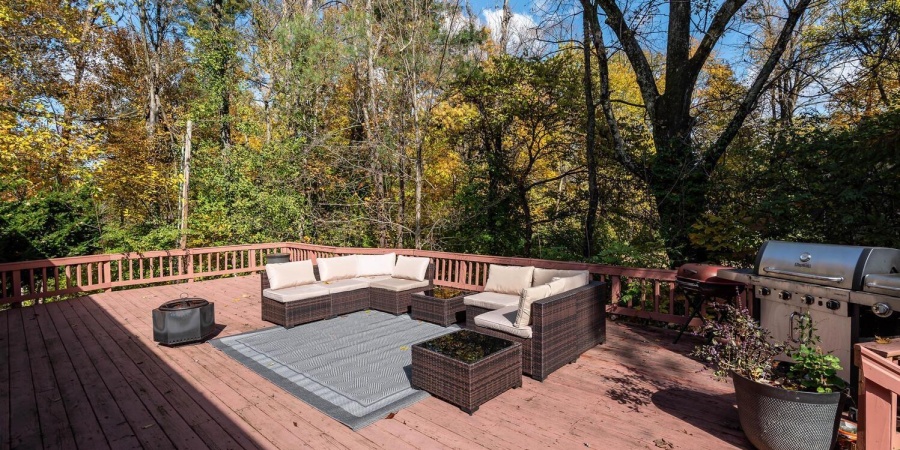 621 S Pleasant Ridge Drive, Bloomington, Indiana 47401,MLS,202544379