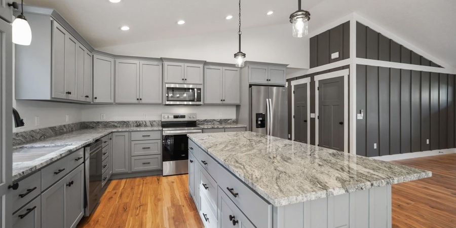 175 Pine Valley Court, Nashville, Indiana 47448-9163,MLS,202544574