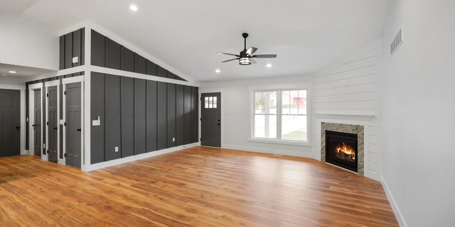 175 Pine Valley Court, Nashville, Indiana 47448-9163,MLS,202544574