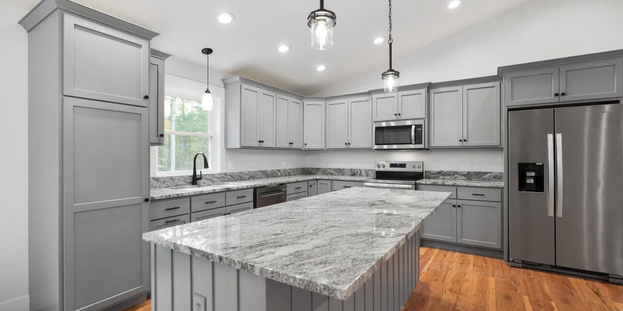 175 Pine Valley Court, Nashville, Indiana 47448-9163,MLS,202544574