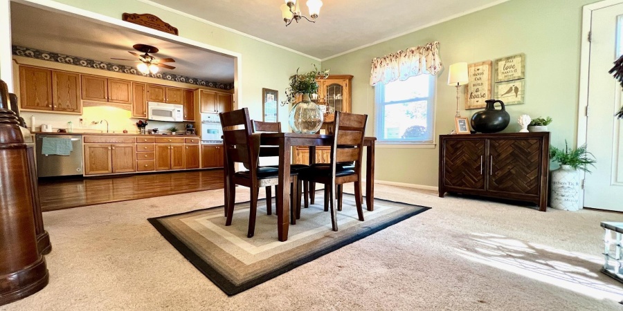 2858 Hillside Drive, Bedford, Indiana 47421,MLS,202544627