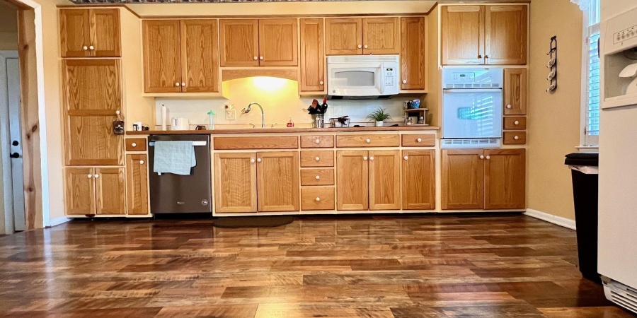 2858 Hillside Drive, Bedford, Indiana 47421,MLS,202544627