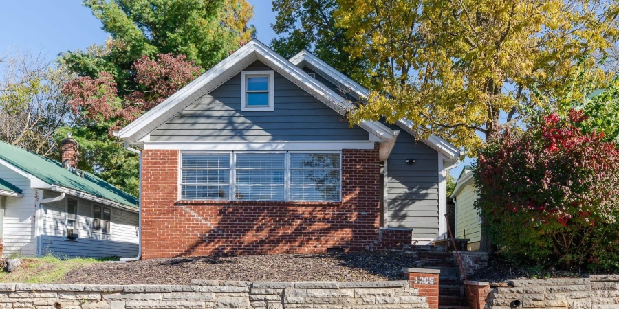 1205 S Lincoln Street, Bloomington, Indiana 47401,MLS,202544657