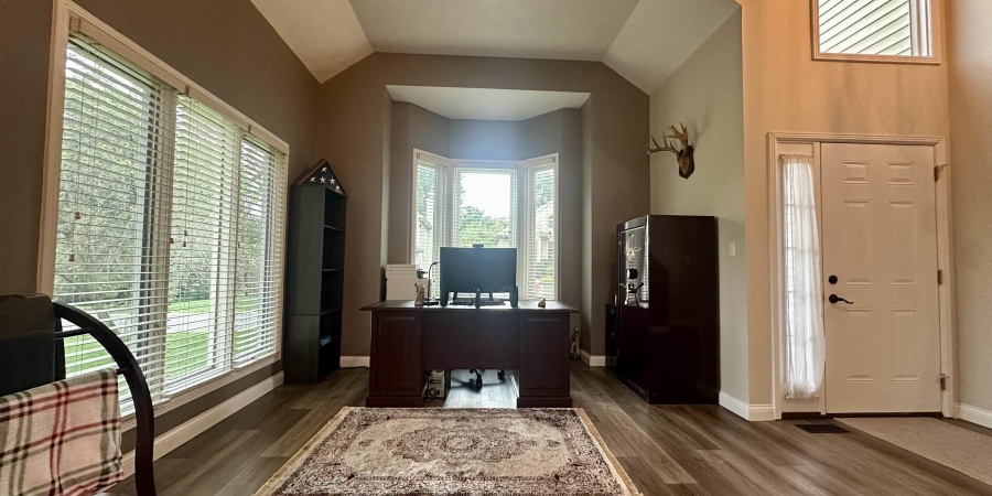 9103 Front Nine Drive, Bloomington, Indiana 47401,MLS,202544810