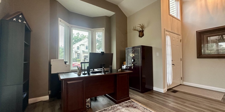 9103 Front Nine Drive, Bloomington, Indiana 47401,MLS,202544810