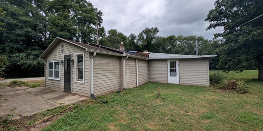 802 N 38Th Street, Terre Haute, Indiana 47803-1141,MLS,202544824