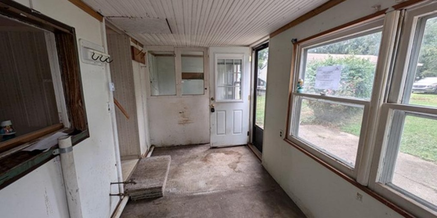 802 N 38Th Street, Terre Haute, Indiana 47803-1141,MLS,202544824