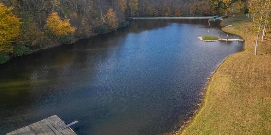 2556 E Sailor Lane, Bloomington, Indiana 47401,MLS,202544912