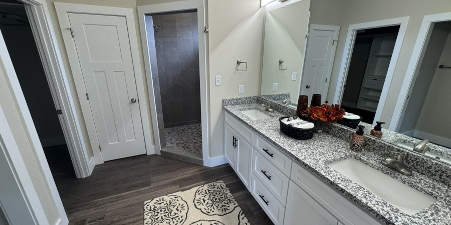 4205 S Red Pine Drive, Bloomington, Indiana 47401,MLS,202544856