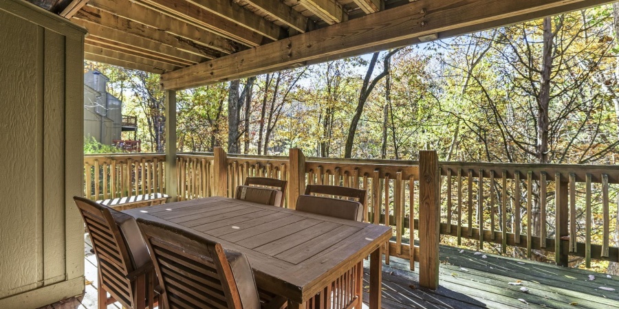 9018 S Pointe Ridge Lane, Bloomington, Indiana 47401,MLS,202544873