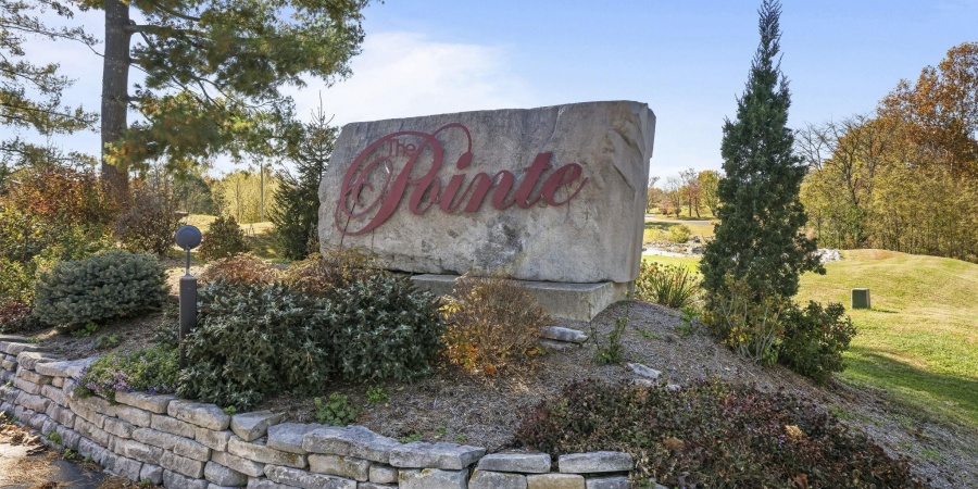 9018 S Pointe Ridge Lane, Bloomington, Indiana 47401,MLS,202544873