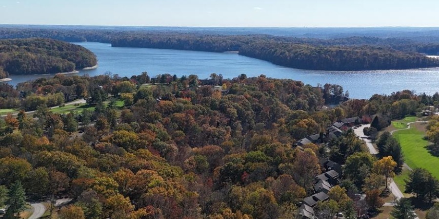 9018 S Pointe Ridge Lane, Bloomington, Indiana 47401,MLS,202544873